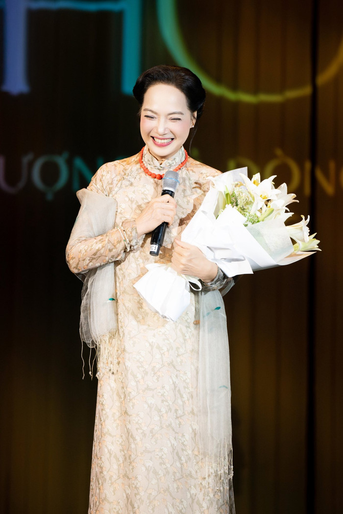 Ở tuổi 62, Lê Khanh vẫn giữ đam mê và sự rung động với nghề.