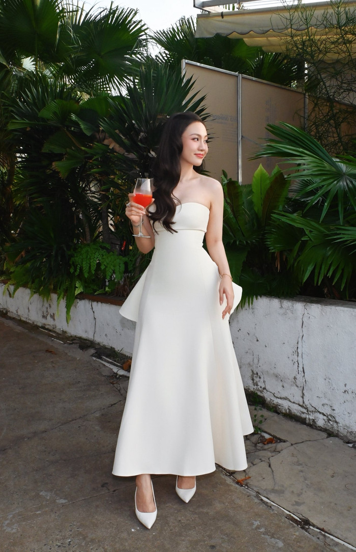 Nhiều khán giả bày tỏ sự trầm trồ trước nhan sắc ngày càng thăng hạng của Thủy Tiên.