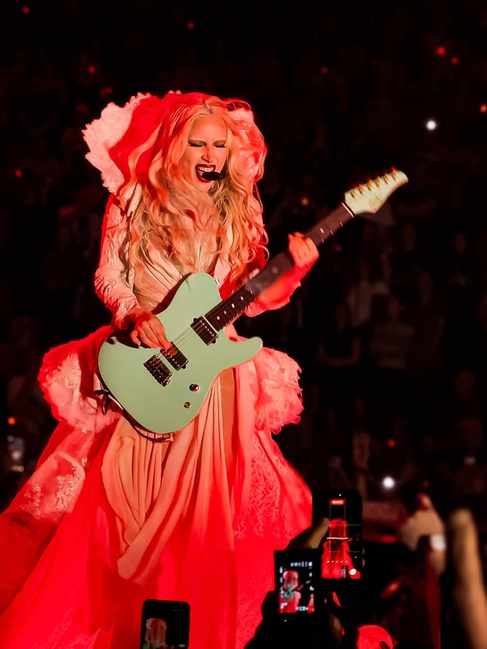 Lady Gaga không thể phá kỷ lục của Taylor Swift Ảnh 3