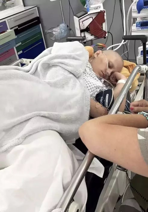 Người phụ nữ phát hiện mắc bệnh di truyền hiếm gặp nhờ hỏi ChatGPT Ảnh 2