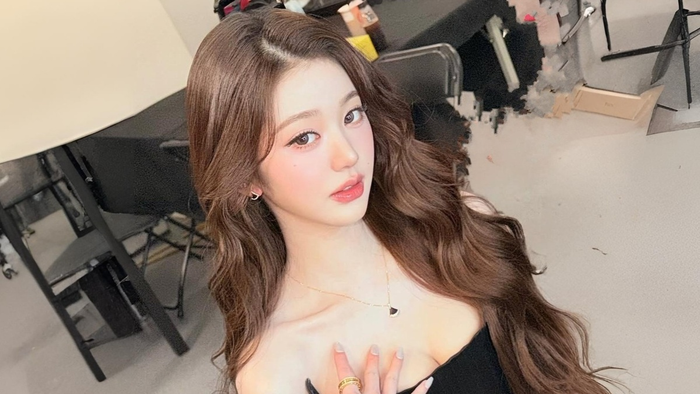 Jang Wonyoung vẫn chưa đưa ra lời phản hồi chính thức về lùm xùm. (Ảnh: Koreaboo)