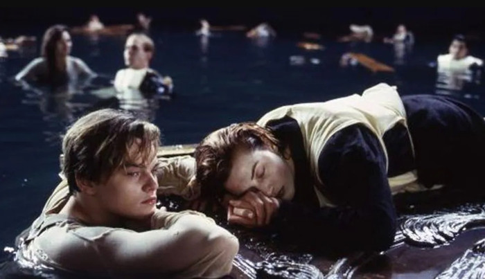 Bộ phim Titanic tái hiện thảm kịch trên con tàu cùng tên.