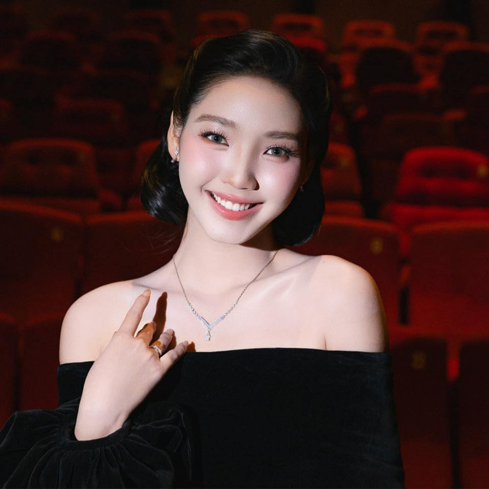 Nữ diễn viên sinh năm 2008 khoe vẻ đẹp trong trẻo, được ví như người kế vị xứng đáng của Kaity Nguyễn.&nbsp;