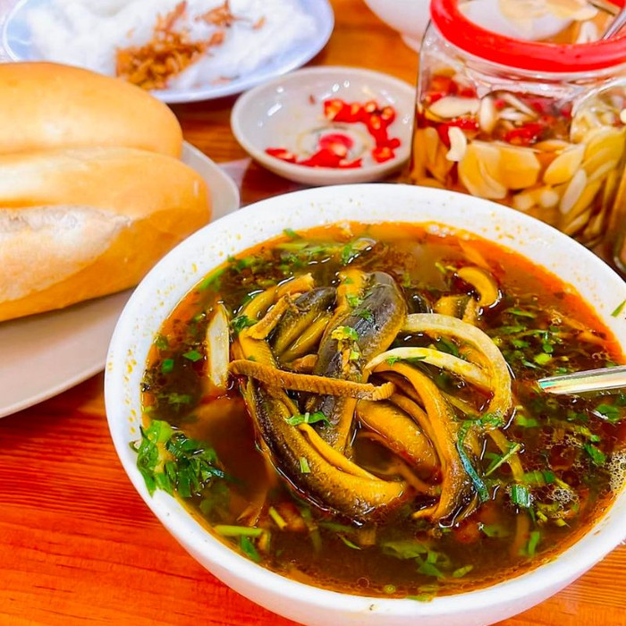 Cháo lươn, súp lươn... món đặc sản ở Nghệ An.