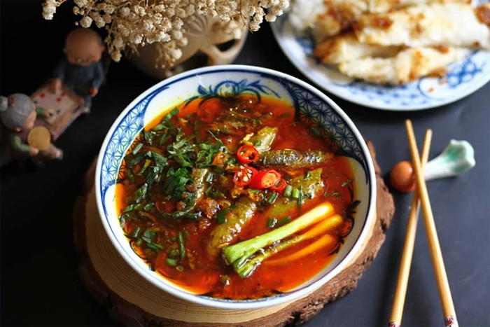 Ẩm thực xứ Nghệ 'thử thách' ca sĩ Thủy Tiên ra sao sau 12 năm làm dâu? Ảnh 3