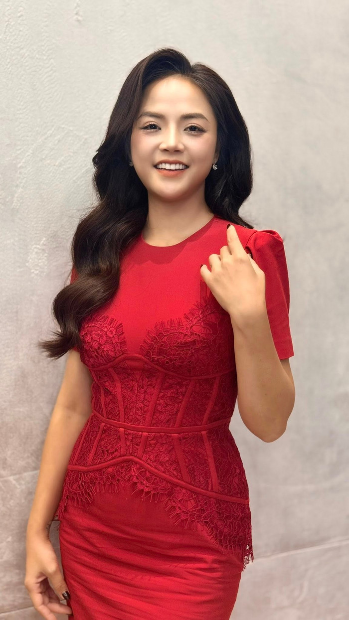 Thu Quỳnh cho thấy sự bền bỉ và linh hoạt trong sự nghiệp.