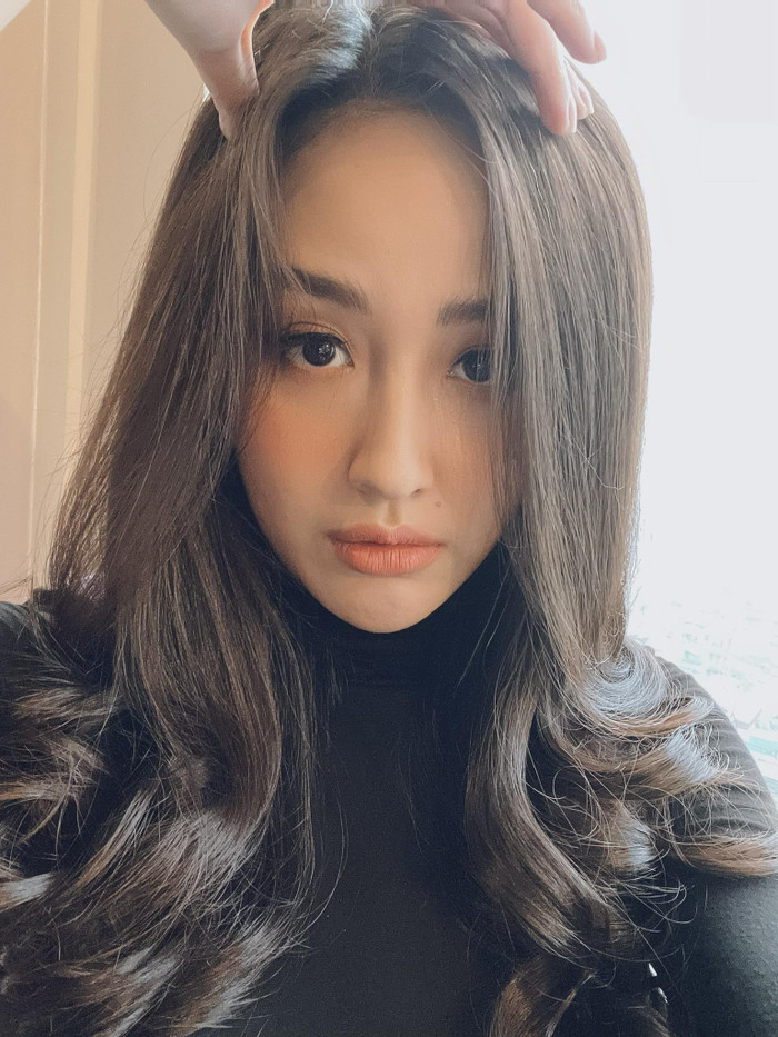 Thời gian qua, nàng hậu 8X đang ở nước ngoài.