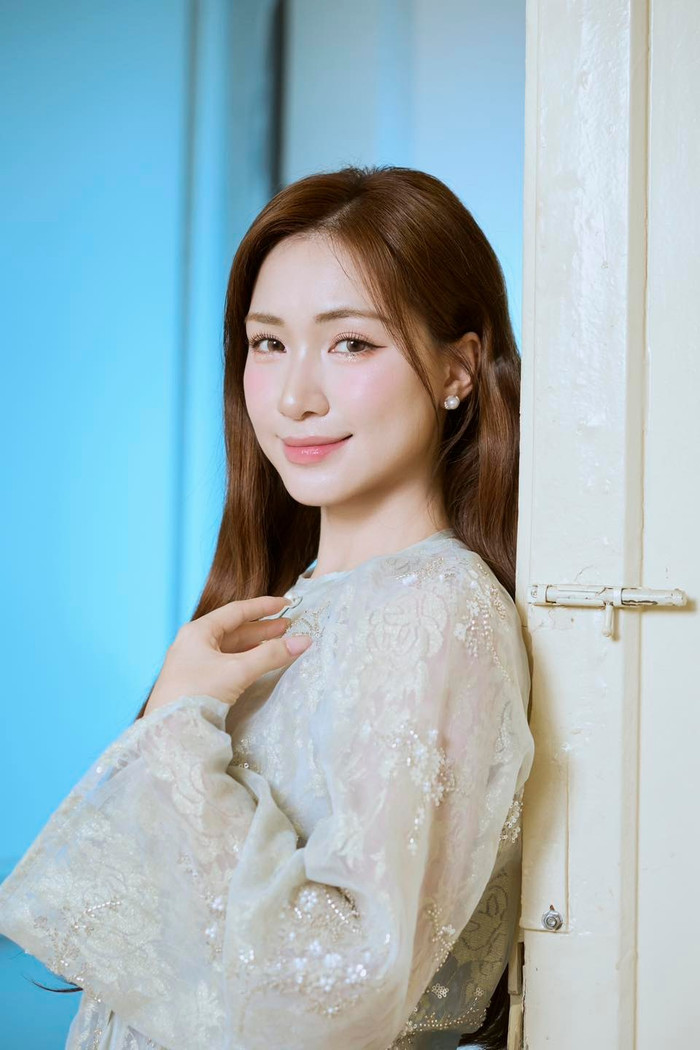 Hòa Minzy đang nhận về nhiều thiện cảm từ phía công chúng sau khi công khai chuyện tình cảm. Ảnh: FBNV