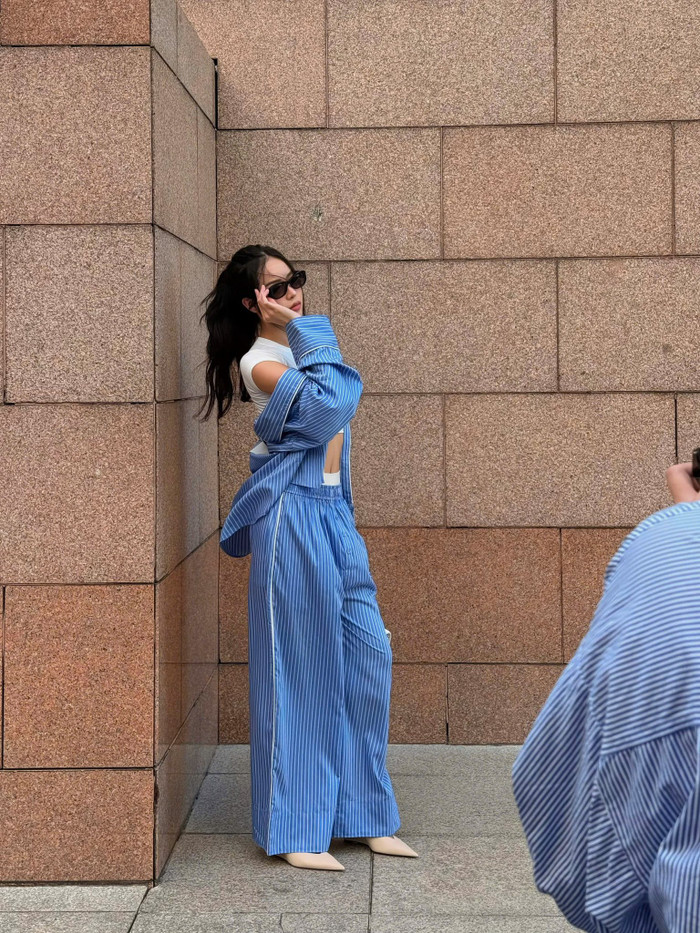 Thanh Thủy không ngần ngại 'đổi gió' với những phong cách thời trang khác nhau. Ảnh: FBNV