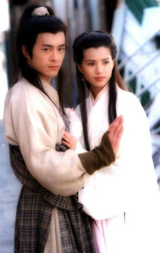 Mối quan hệ giữa Tiểu Long Nữ và Dương Quá chứa nhiều nghịch lý.