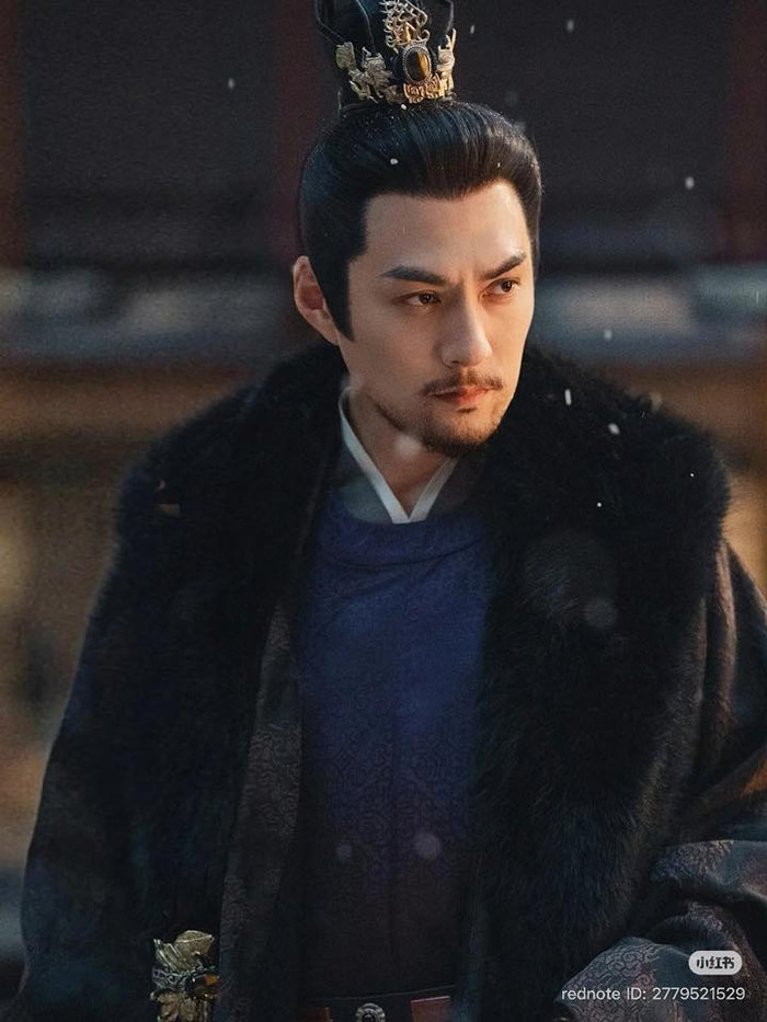 Sự trở lại trong Trục Ngọc đánh dấu bước chuyển sang hình tượng quyền thần đầy chiều sâu.