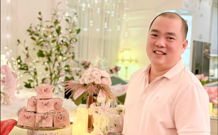 Nhạc sĩ Minh Khang gây tranh cãi khi bị phản ánh có hành vi ứng xử thiếu chuẩn mực với tài xế công nghệ trong lúc say xỉn.