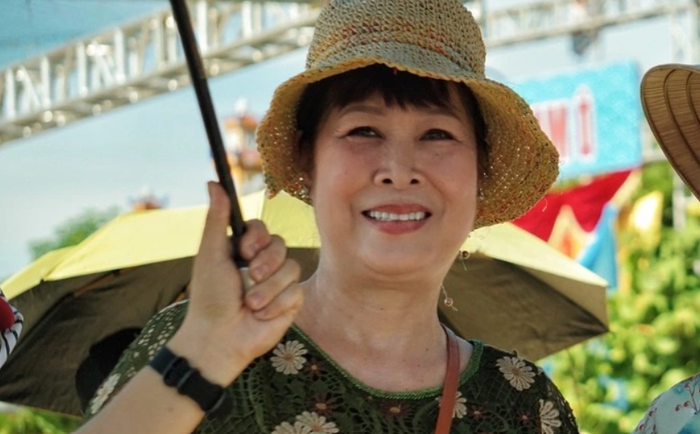 Hồng Vân trở lại màn ảnh rộng với tinh thần chủ động sau dự án Nhà mình đi thôi, mở ra giai đoạn hoạt động mới trong sự nghiệp điện ảnh.