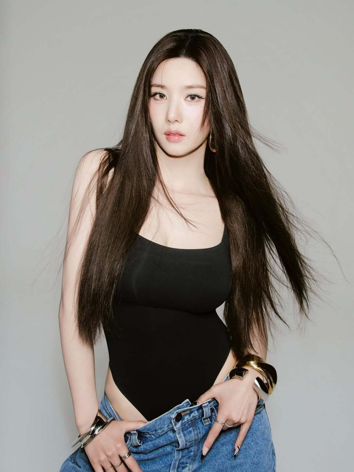 'Nữ thần Waterbomb' Kwon Eun Bi chính thức có 'bến đỗ' mới Ảnh 4