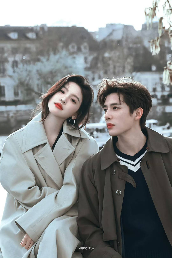 Chương Nhược Nam và Vương An Vũ đang trở thành tâm điểm chú ý khi cùng hợp tác trong dự án Muốn Giấu Em Cùng Thời Gian.&nbsp;