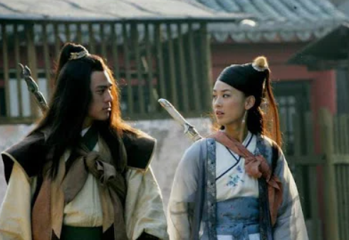 Một nhân vật muốn trở thành huyền thoại cần cá tính, lựa chọn và dấu ấn riêng, điều mà Viên Thừa Chí còn thiếu.