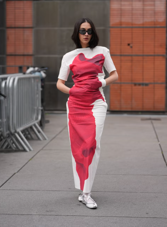 8 bộ trang phục kết hợp giày thể thao ballet Ảnh 8