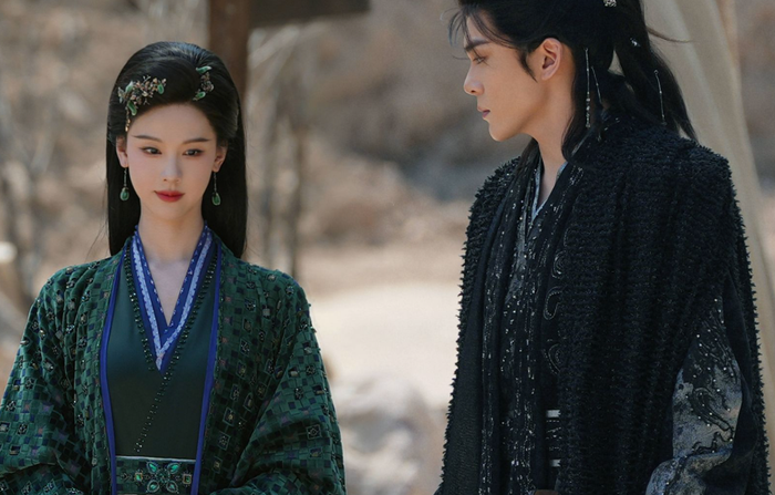 Khép lại danh sách là Nguyệt Lân Ỷ Kỷ, với dàn diễn viên gồm Cúc Tịnh Y, Tăng Thuấn Hy, Trần Đô Linh và Điền Gia Thụy. Bộ phim ghi điểm nhờ tạo hình cổ trang và bối cảnh được đầu tư, song phần cao trào và kết thúc bị nhận xét kéo dài, thiếu điểm nhấn, dù tổng thể vẫn duy trì được sự quan tâm ổn định từ khán giả.