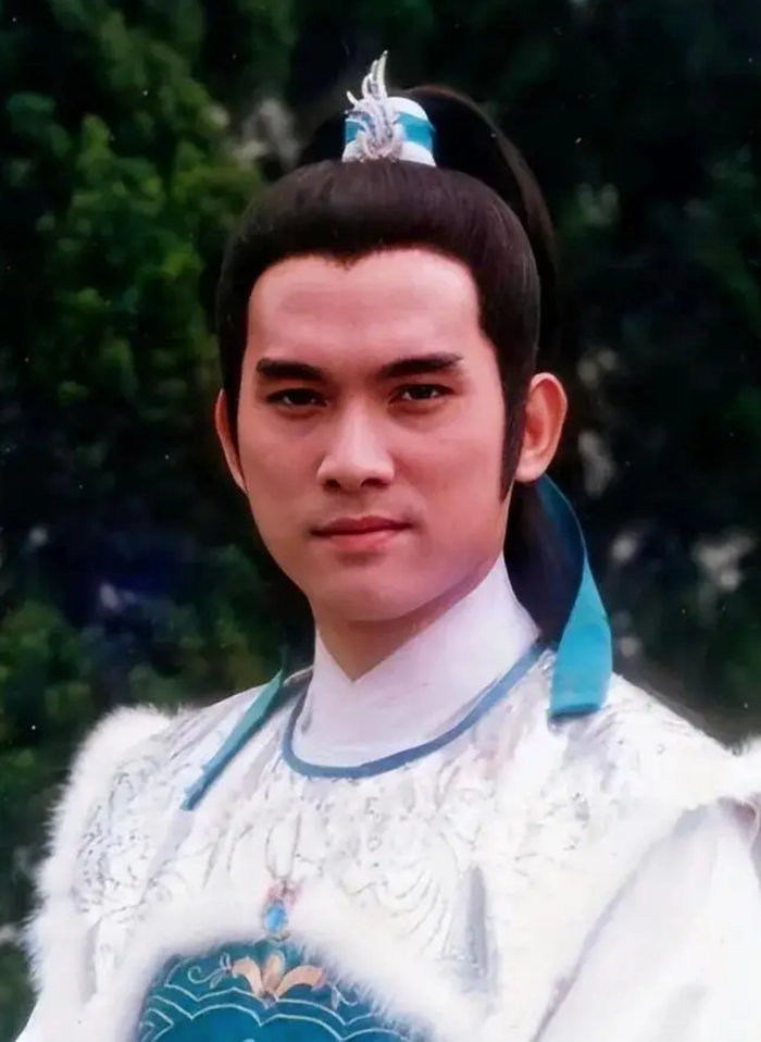 Tạo hình của Phan Hoành Bân vào vai Quách Phá Lỗ. trong Thần Điêu Hiệp Lữ (1983).&nbsp;