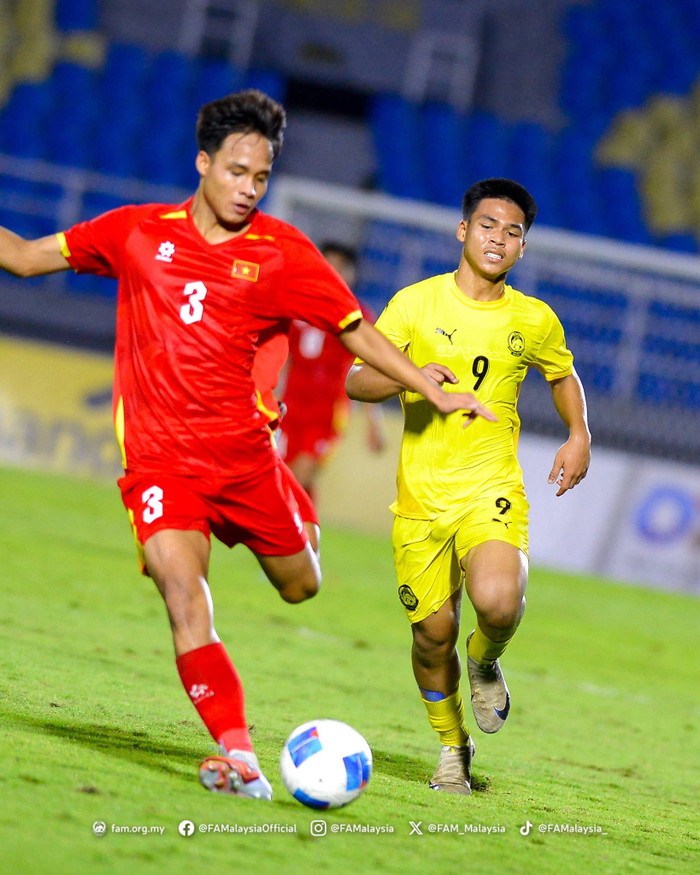 Sau thất bại trước U17 Việt Nam ở trận chung kết U17 Đông Nam Á 2026, người hâm mộ Malaysia đã có nhiều phản ứng đáng trên trang của Liên đoàn bóng đá nước này. Ảnh: FAM