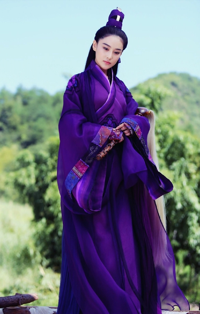 Xuất hiện trong Thần Điêu Hiệp Lữ, Lý Mạc Sầu mang biệt danh Xích Luyện Tiên Tử.