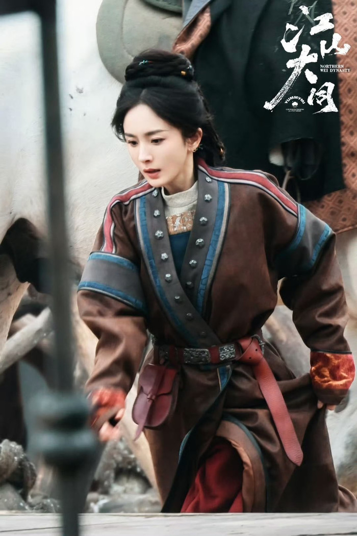 Trang phục và bối cảnh của Giang Sơn Đại Đồng được khen ngợi vì bám sát yếu tố lịch sử thời Bắc Ngụy.