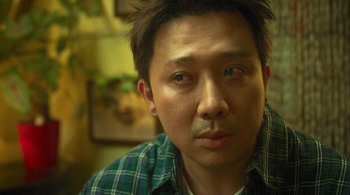 Tại thị trường nội địa, Thỏ Ơi!! ghi nhận doanh thu khoảng 450 tỷ đồng, tiếp tục nối dài chuỗi thành tích phòng vé của Trấn Thành.