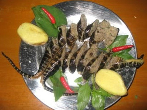 Khám phá 3 món ăn khiến du khách phải 'nhăn mặt' ở quê Thuỷ Tiên Ảnh 3