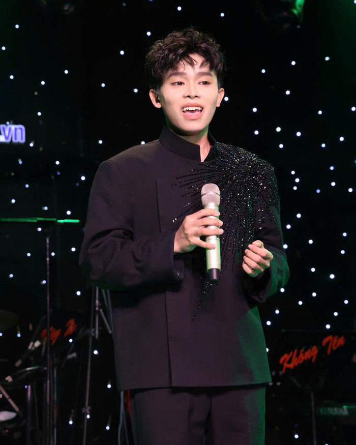 Hồ Văn Cường hát lại ca khúc nổi tiếng của Lam Trường, khán giả phản ứng mạnh Ảnh 4