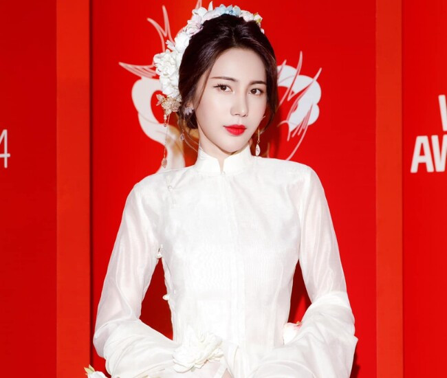 Ca sĩ Thuỷ Tiên quê ở Kiên Giang - vùng đất sau sáp nhập trở thành 1 phần của tỉnh An Giang.