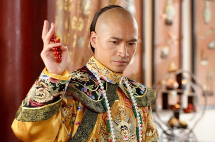 Hà Thịnh Minh ghi dấu ấn qua Mỹ nhân tâm kế và Cung tỏa tâm ngọc.