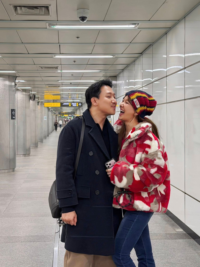 Trấn Thành và Hari Won hiện có hôn nhân viên mãn.