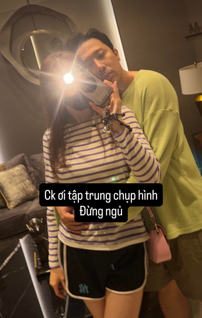 Những khoảnh khắc đời thường của Trấn Thành và Hari Won nhận sự quan tâm của khán giả.