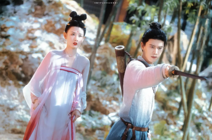 Bộ phim Vô Ưu Độ do Nhậm Gia Luân và Tống Tổ Nhi đóng chính là tác phẩm được đánh giá cao trong năm 2025, đạt điểm số 7.6 trên Douban. Phim gây chú ý với cấu trúc dạng đơn nguyên, mang màu sắc chí quái đậm chất Liêu trai, tạo nên không khí huyền bí đặc trưng. Mỗi câu chuyện đều để lại dư âm riêng, kết hợp cùng phần hình ảnh chỉn chu và diễn xuất ổn định, khiến tác phẩm trở thành lựa chọn đáng chú ý với khán giả yêu thích thể loại kỳ ảo.