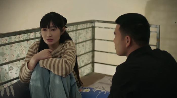 Nhân vật Trang (Ngọc Thủy) - em gái của Thương (Quỳnh Kool) đang rơi vào khủng hoảng nghiêm trọng.