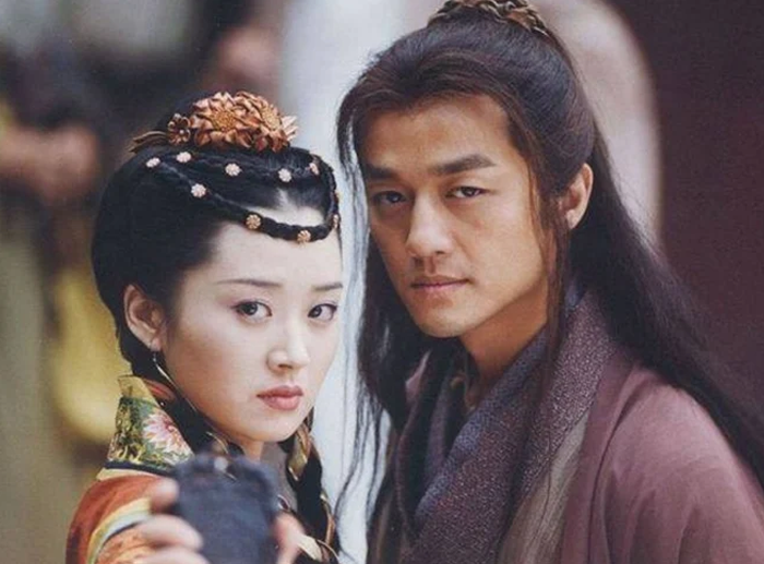 Trong tình cảm, cuộc đời anh gắn với nhiều bi kịch.