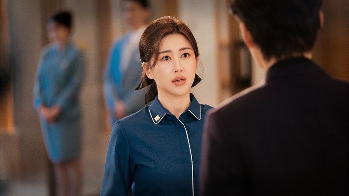 Nhân vật nữ chính được xây dựng theo hướng “toàn năng”, liên tục giải quyết các tình huống phức tạp.