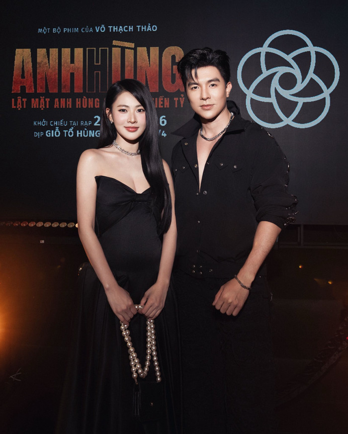 Ngoài đời, cả hai thường xuất hiện cùng nhau tại sự kiện.