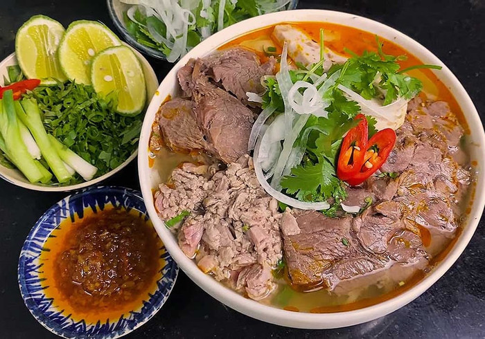 Bún bò Huế từng được chuyên trang ẩm thực quốc tế xếp vào món ngon bậc nhất.