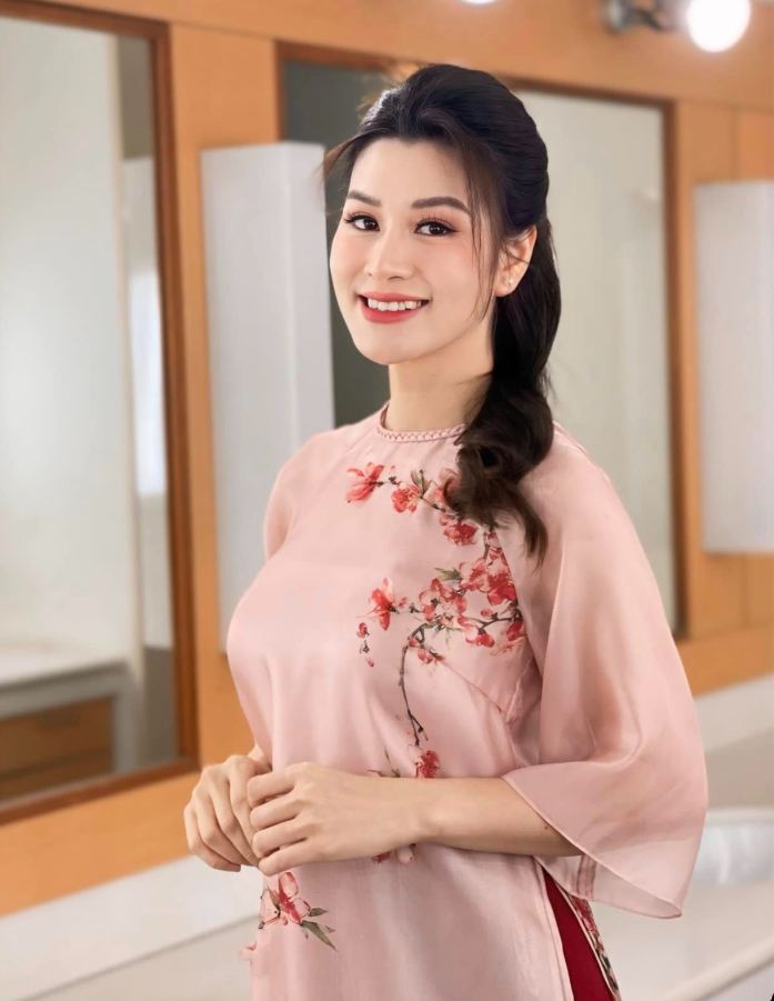 Từ vai phụ, Mai Ly trở thành tâm điểm giúp bộ phim giữ nhiệt