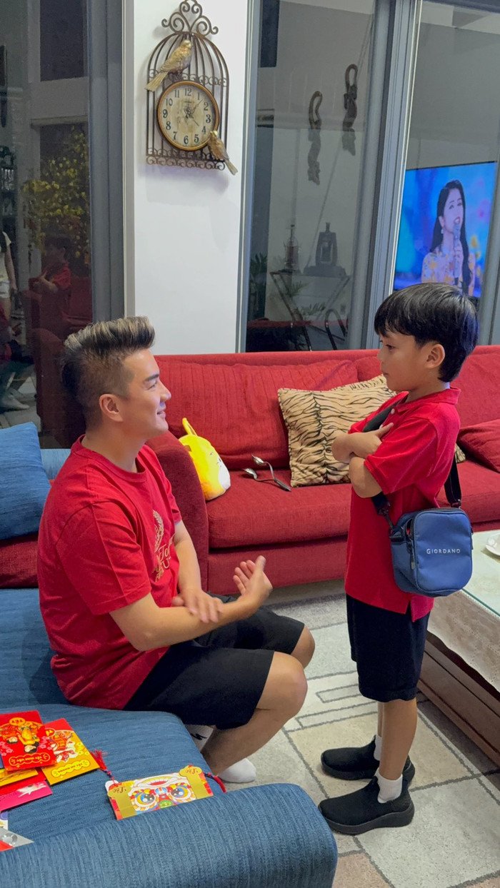 Đàm Vĩnh Hưng dành nhiều thời gian, sự ưu tiên cho con trai Polo trong thời gian này.