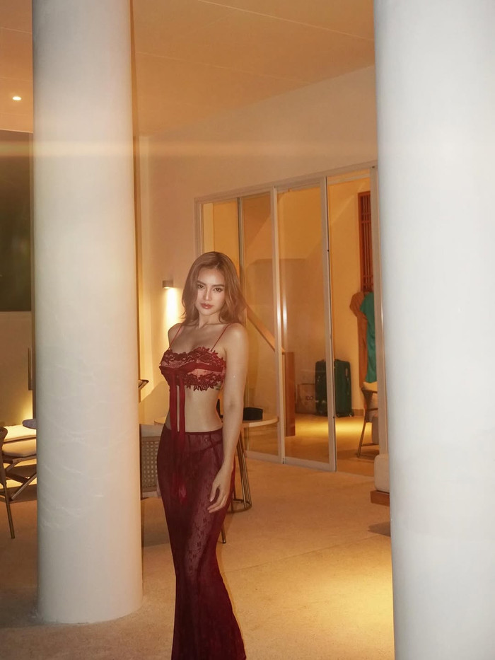 Sắc vóc gợi cảm của Ninh Dương Lan Ngọc khiến khán giả không thể rời mắt. Ảnh: IGNV