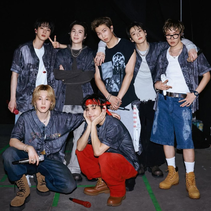 BTS trở lại, vì sao cổ phiếu HYBE vẫn bị hạ giá? Ảnh 1