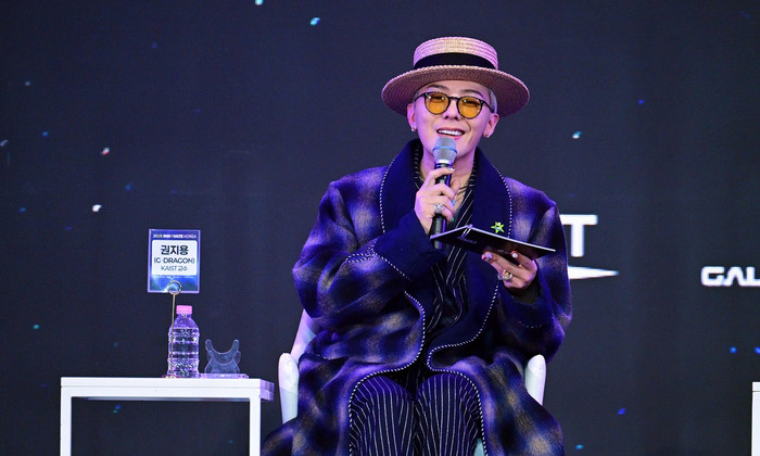 Sự hào phóng và tấm lòng trân trọng nhân viên của trưởng nhóm BIGBANG đã nhanh chóng trở thành chủ đề nóng trên các diễn đàn Hàn Quốc.(Ảnh: X)