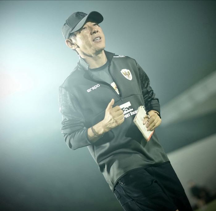 HLV Shin Tae Yong đã chính thức tái hợp bóng đá Indonesia, nhưng theo một cách hoàn toàn mới khi đảm nhận vai trò cố vấn kỹ thuật cho đội tuyển bóng đá 7 người. Ảnh: Instagram Shin Tae Yong 7777