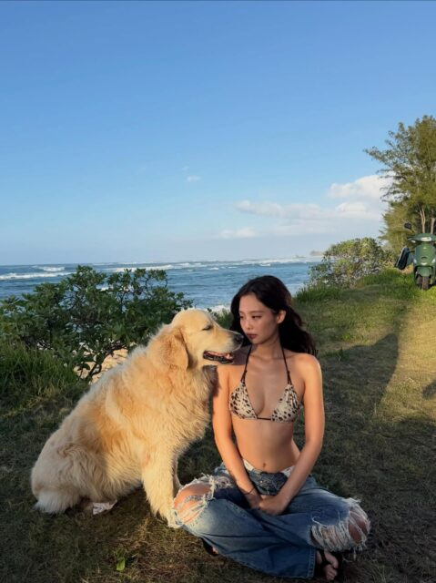 Trọn bộ ảnh bikini 'cực nóng' của Jennie Ảnh 1