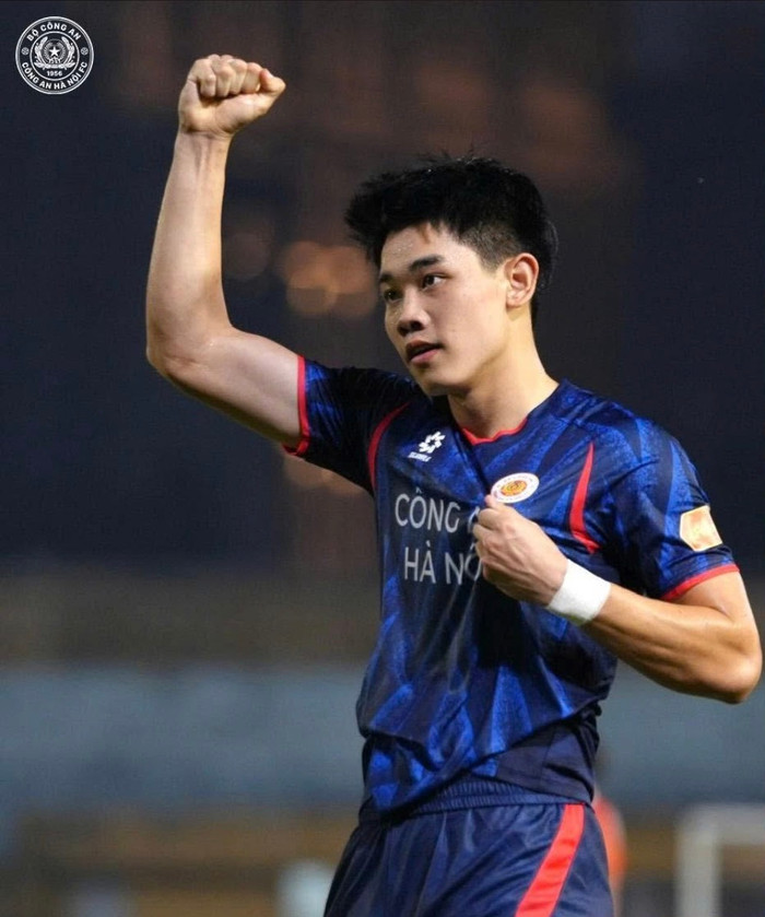 Phút 30 trong trận gặp Đà Nẵng đánh dấu khoảnh khắc bước ngoặt với Nguyễn Đình Bắc. Ảnh: CLB CAHN