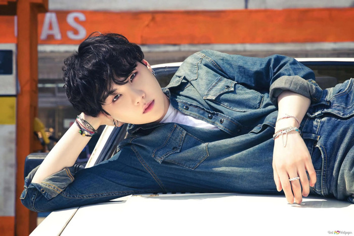 Ca khúc bí ẩn không xuất hiện trong album ARIRANG của BTS Ảnh 1