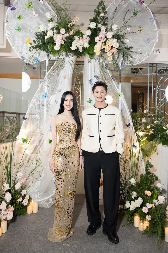 Mối quan hệ giữa Diệp Lâm Anh và Phạm Kiên chênh lệch 11 tuổi nhưng vẫn được nhiều khán giả ủng hộ.