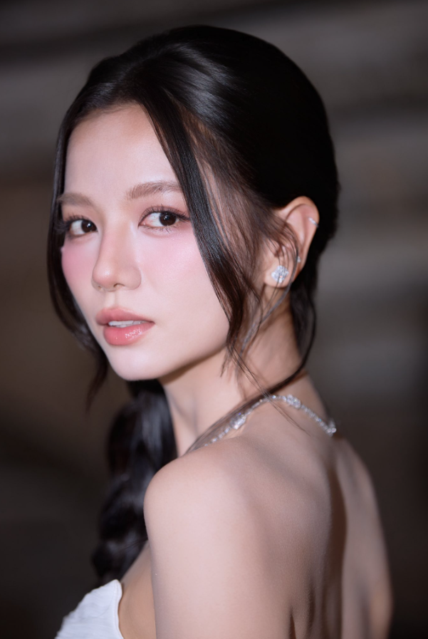 Lê Hạ Anh, gương mặt đang lên sau cú hích phòng vé